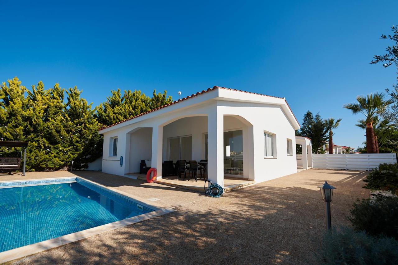 Bungalow Casa Bonita By Ezoria Villas Kólpos tón Korallíon Eksteriør bilde