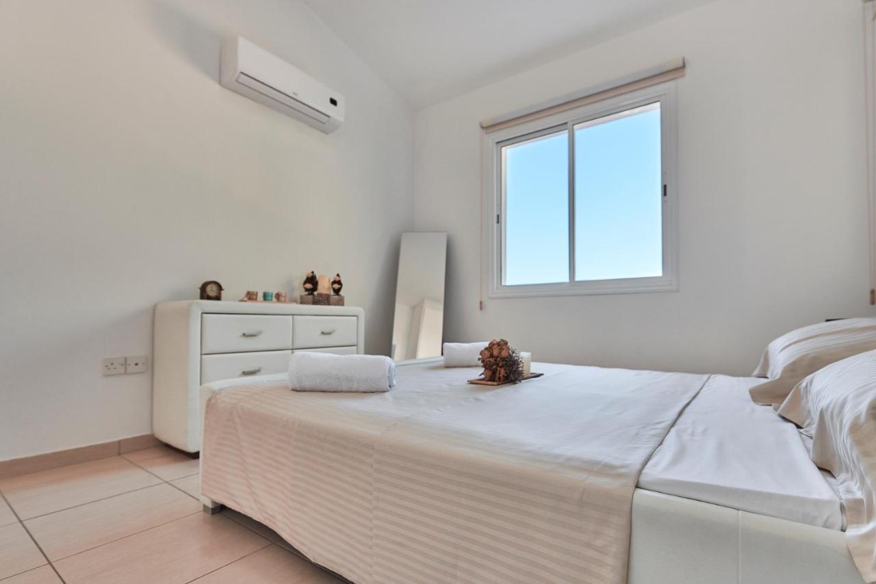 Bungalow Casa Bonita By Ezoria Villas Kólpos tón Korallíon Eksteriør bilde